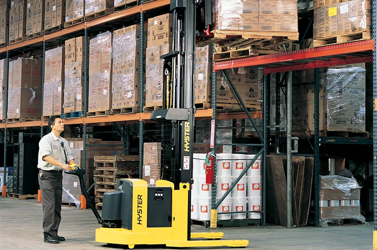 w20-30zr-g3 Electric stacker by Toyota – efficient warehouse stacking solution Linde stacker – ergonomic lifting for industrial operations Manual and electric stackers available in Pakistan – Ghazi Motors BT electric stacker for safe and smooth warehouse lifting Heavy-duty stacker for palletized goods – industrial material handling